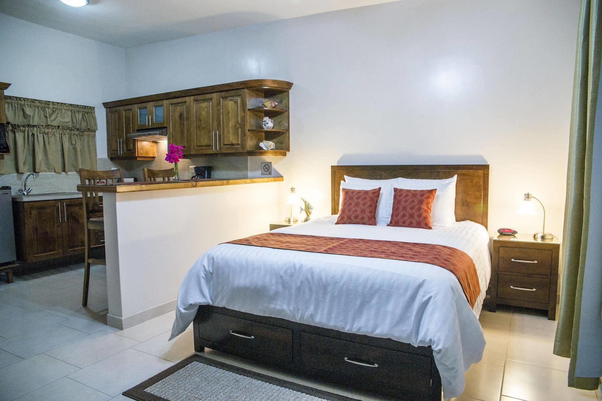 Bugambilias Suites Лорето Экстерьер фото